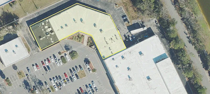 Retail Space in Growing Metro