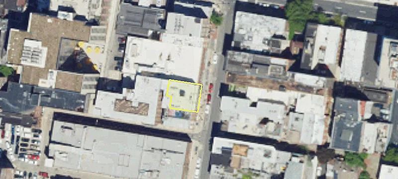 Retail Space in Prime Location