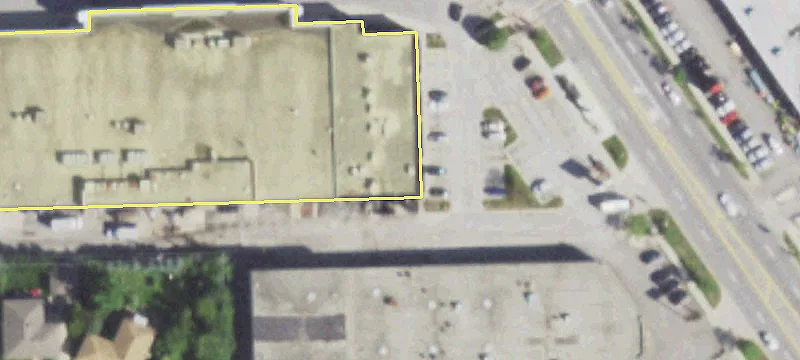 Jewel-Osco Anchored Retail Space