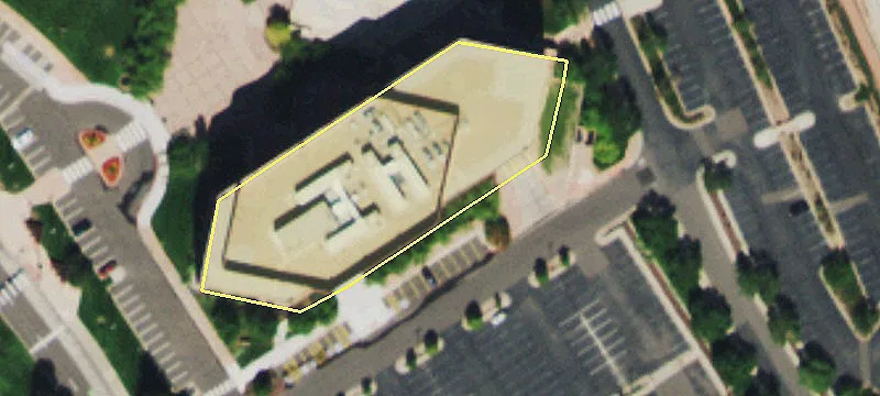 Office Space with Tenant Amenities