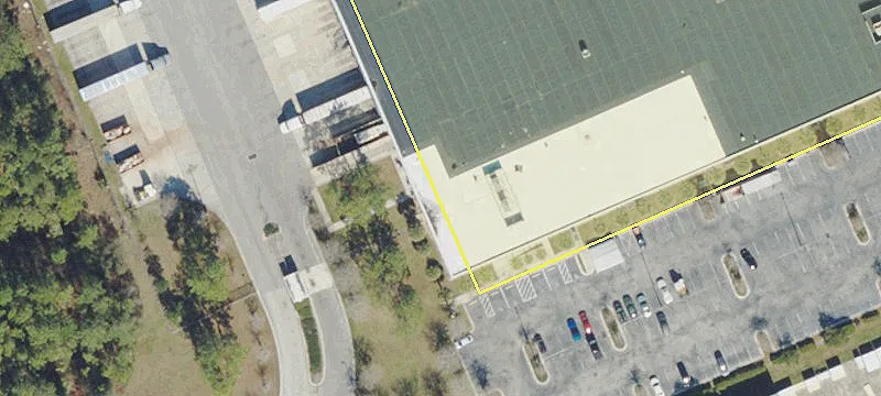 Rail-Served Industrial Building Available