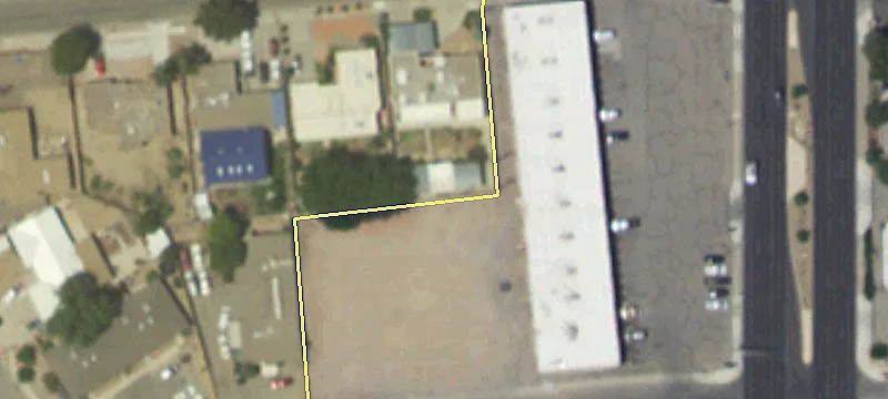 Retail Space on Carlisle Blvd