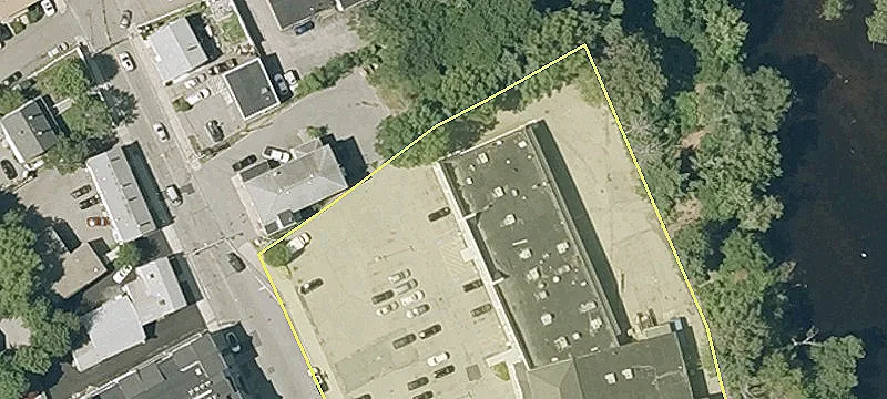 Retail Space in CVS Anchored Center