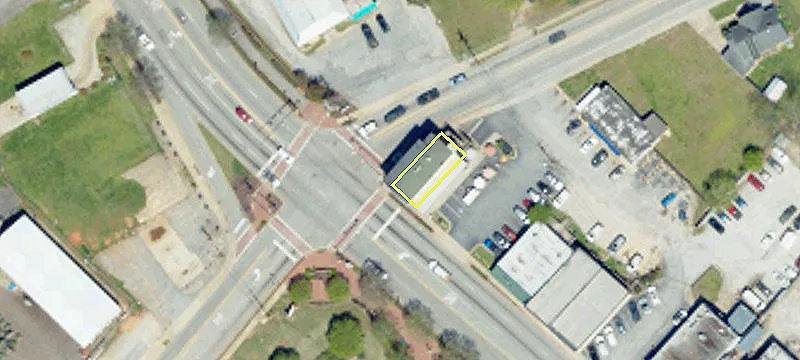 Retail Space in Travelers Rest