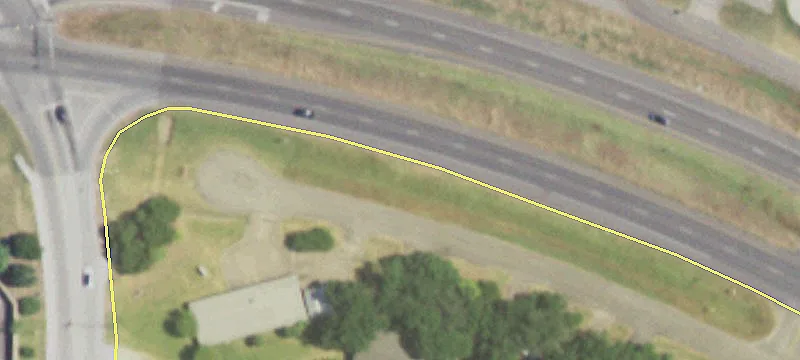 Restaurant/Retail Property on I-30