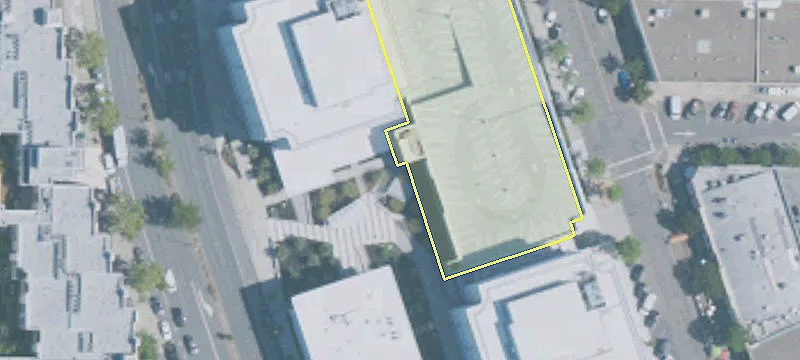Growers Square High-End Office Sublease