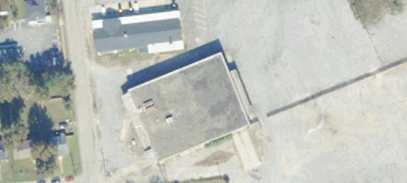 Flex/Warehouse Building on 10+ Acres