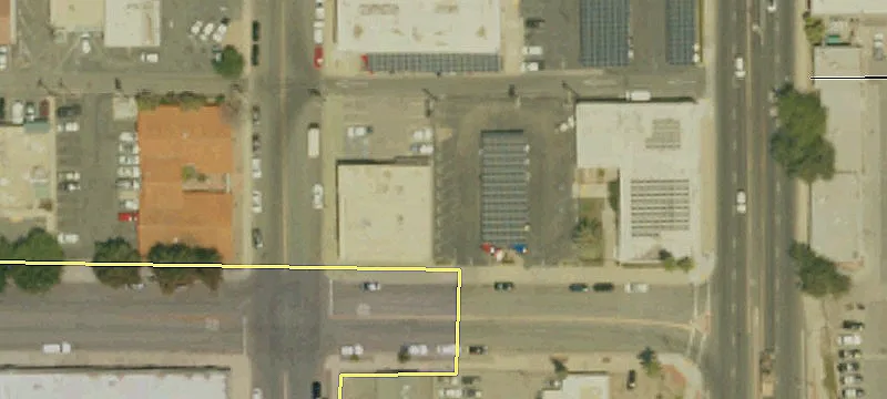 Downtown Bakersfield Retail Space Available