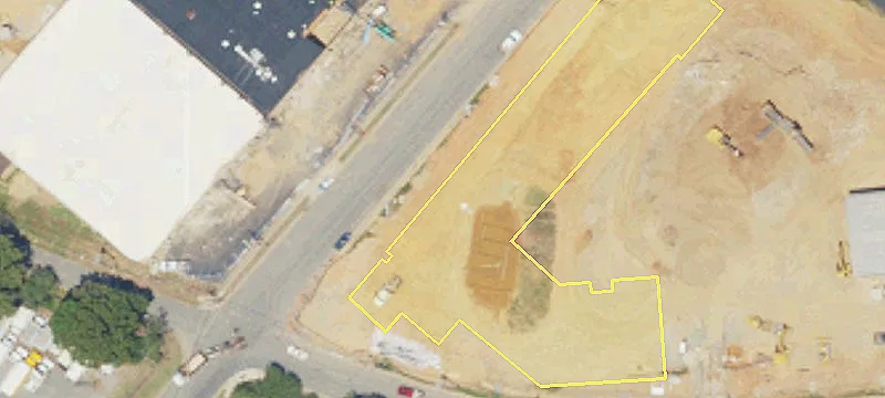Retail Space in Tremont Corridor