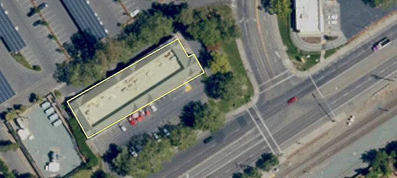 Retail Space on Folsom Boulevard