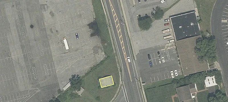 Acme-Anchored Retail Space Available