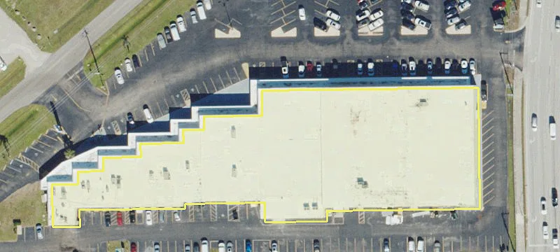 Retail Space with High Visibility