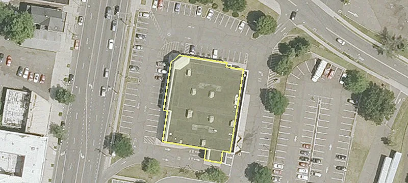 Retail Space in Hamden