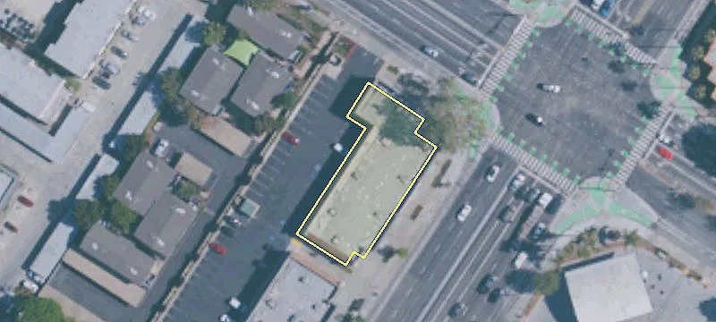 Retail Space on Mowry Avenue