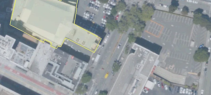 Oakland Restaurant Space with Elevator