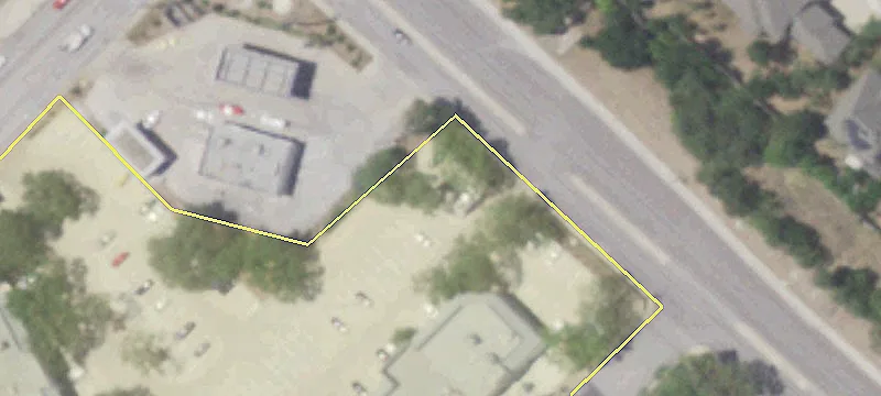 Versatile Space in High-Traffic Location