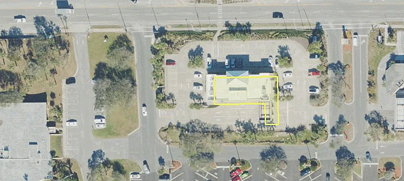 Retail Space in Publix-Anchored Center