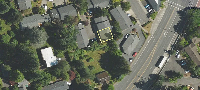 Beaverton Neighborhood Shopping Center Space