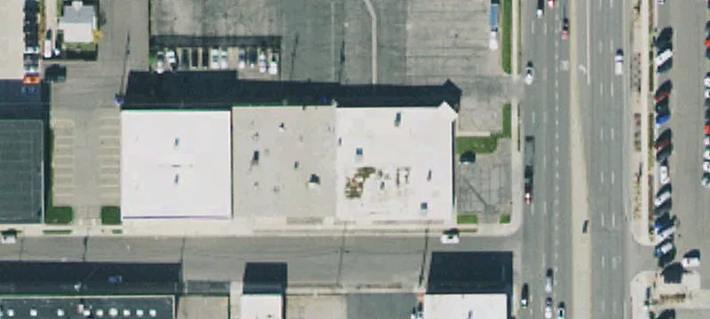 10,000 SF Flex Space Available