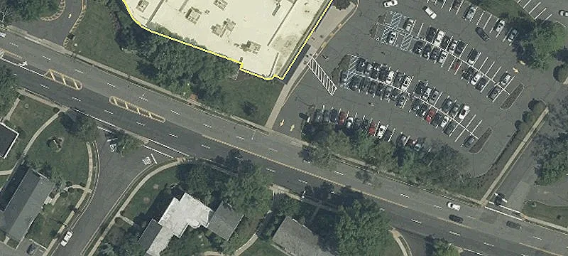 Retail Space in Millburn Center