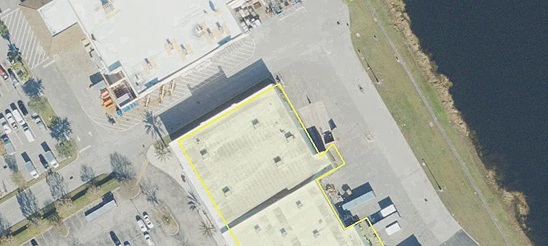 Retail Space in Vista Palms