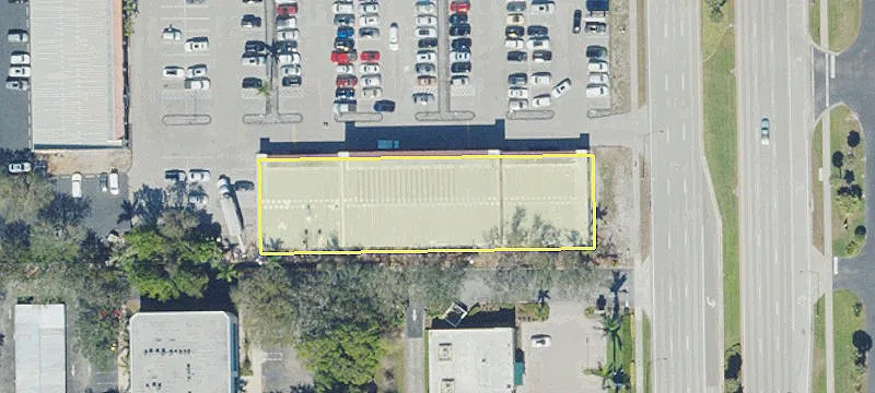 Retail Space in Liberty Plaza