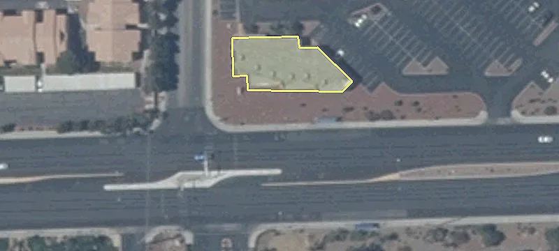 Retail Space Near Mariana's Supermarkets