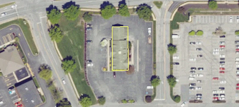 Retail Space in Kingston Square