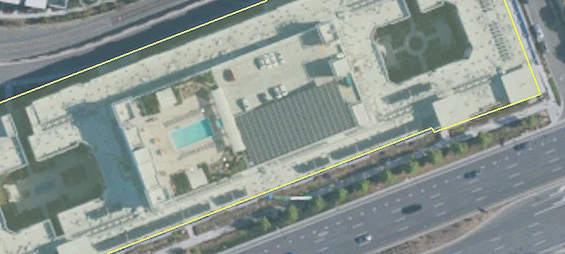 Retail Space in Residential Complex