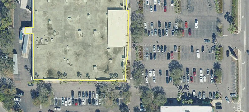 Former Anchor Retail Space Available