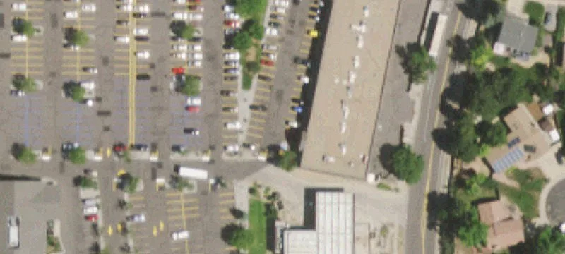 Retail Space in Safeway Center