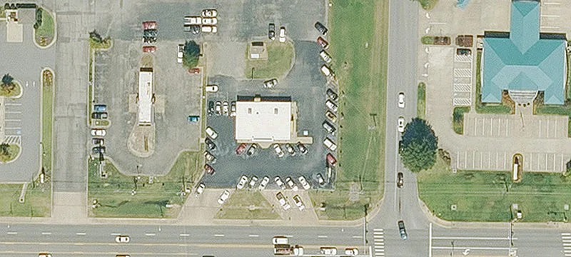 Retail Center on E. Race