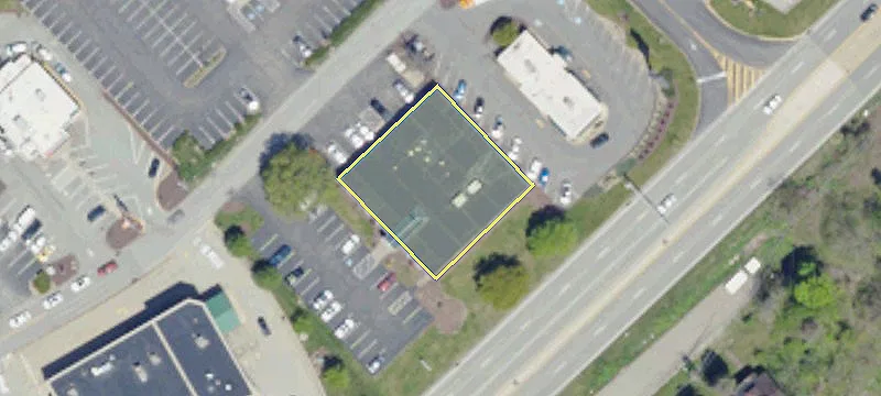 Retail Building Near Interstate 79