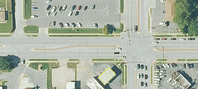 Retail Space on Parallel Parkway