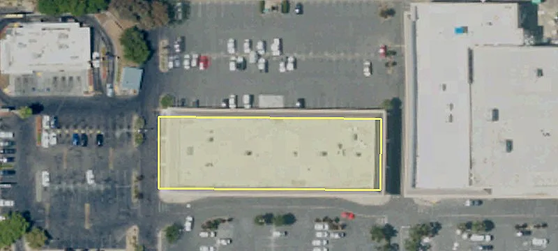 Retail Space on Blackstone Avenue