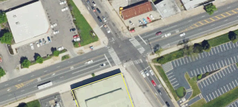 Retail Space in Growing Corridor