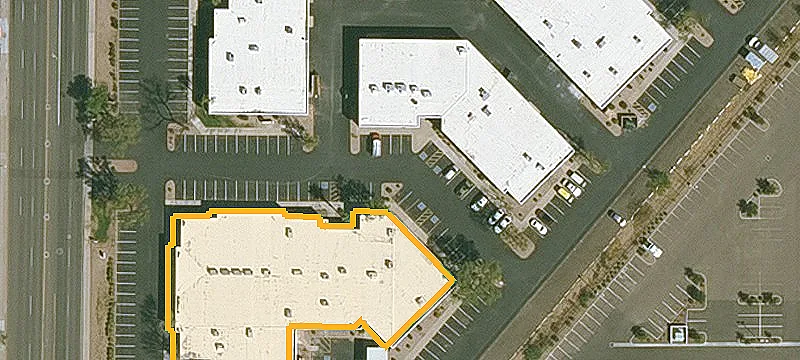 Renovated Flex Space Near Airport