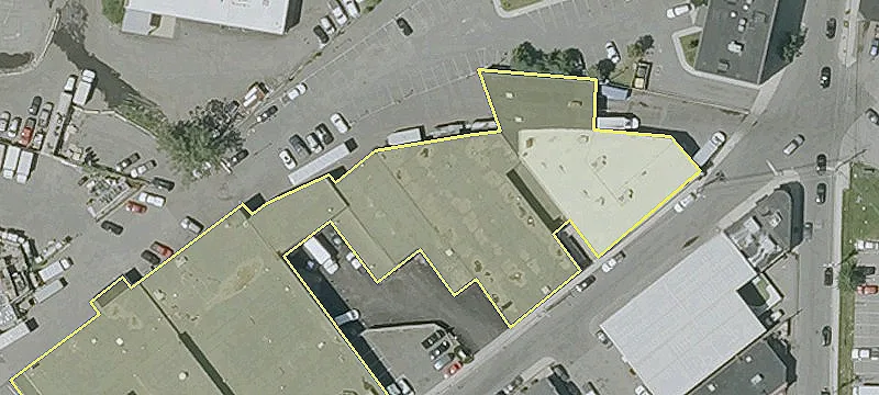 Industrial Space with Large Yard