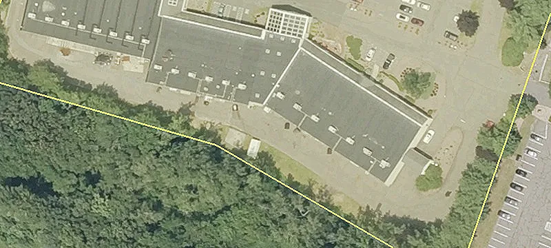 Retail Space in Tolland, CT
