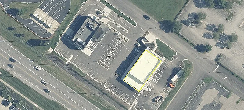 Freestanding Restaurant in Prime Location