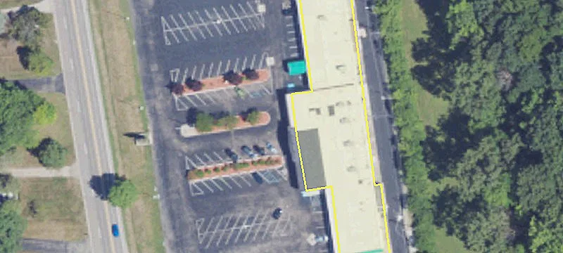 Retail Center in Wayne County