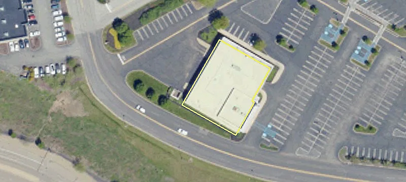 Retail Space Near Mall at Robinson