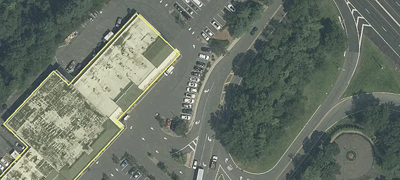 Retail Space in Wyckoff, NJ