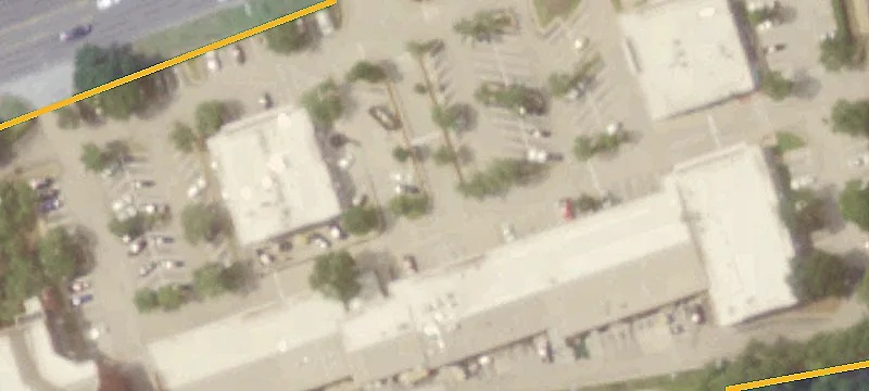 Active Retail Center Near Lakeline