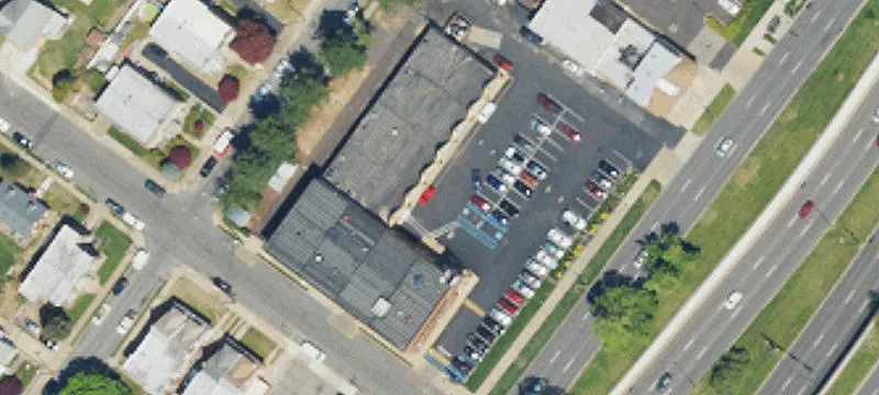 Retail Space on Roosevelt Blvd