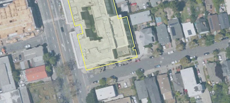 Retail Space in Berkeley Available
