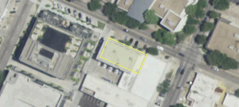 Prime Retail Space on Knox