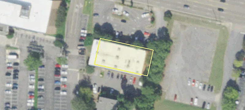Prominent Poplar Avenue Office Building