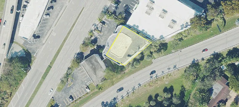 Retail Space in Kendall Plaza