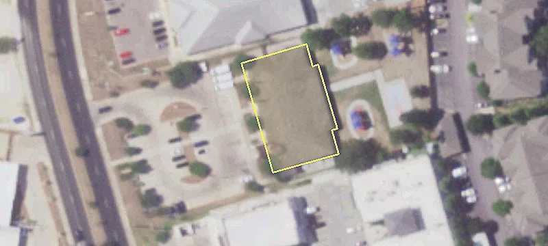 Retail Space on Lone Star